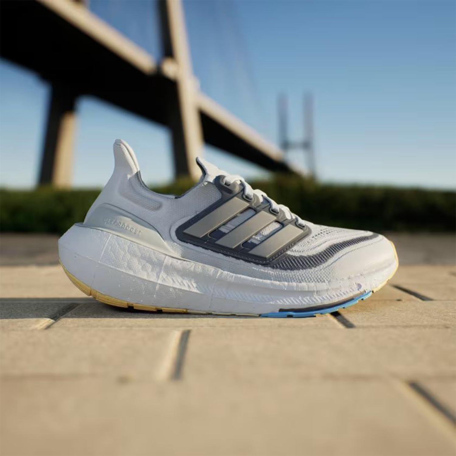 Adidas Ultraboost Light Kadın Yol Koşu Ayakkabısı - Mavi - 1